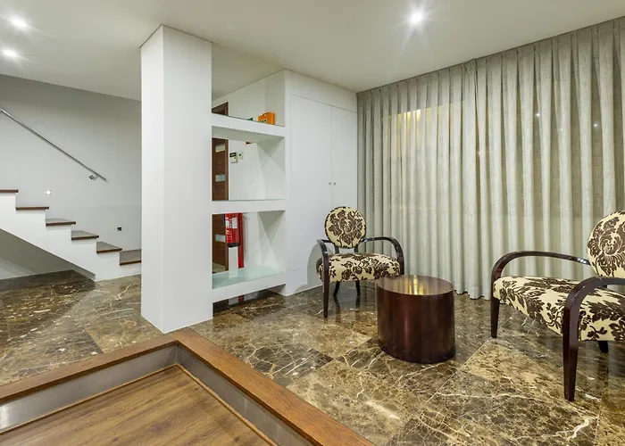 Luxury House By On Villa