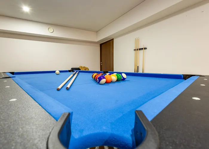 Villa Luxury House By On