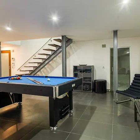 Luxury House By On Villa *