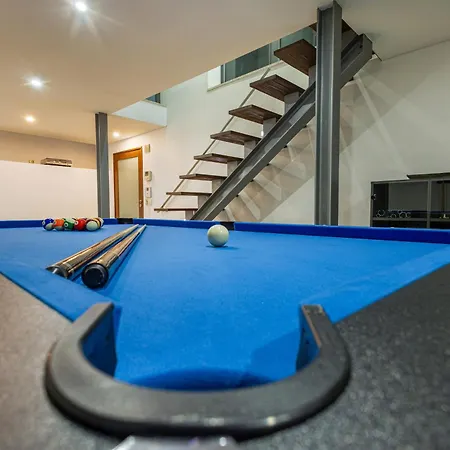 Luxury House By On Porto