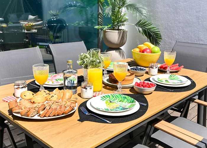 Luxury House By On Porto