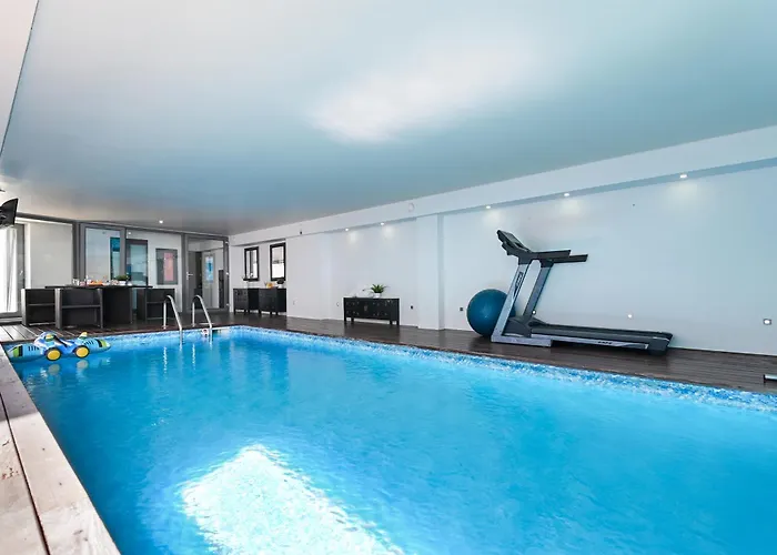 Luxury House By On Villa Porto