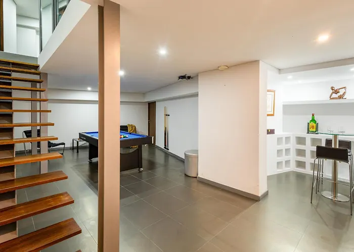 Luxury House By On Villa *