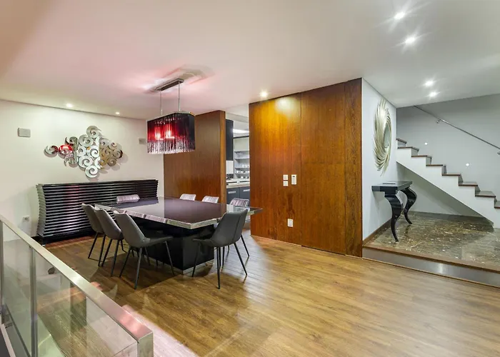 Villa Luxury House By On